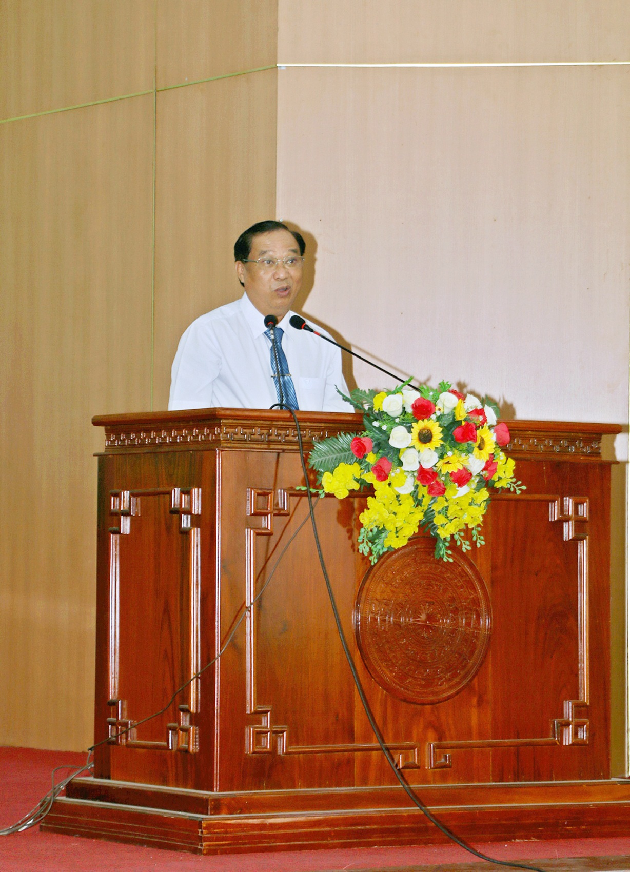 Đồng chí Nguyễn Tấn Phát, Ủy viên ban thường vụ, Phó Chủ tịch UBND xã